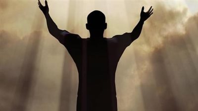 ظهور سيدة منتقبة أمام قبر رجاء الجداوي يصدم الجميع..