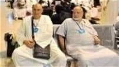 رجلان حجا بيت الله الحړام