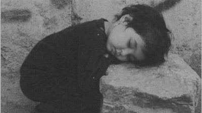 قصه صديق ونص 