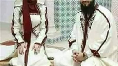 إمرأه لا تستطيع ان ترفع بصرها علي زوجها لمده ثلاثه شهور 