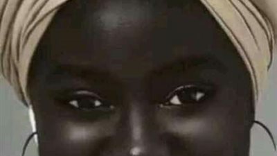 رجل قال لزوجته التركى امى  بمكانها حتى يٱتى من ياخذها