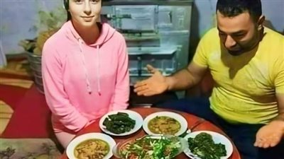 فتاه عزباء 