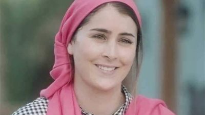 كبرياء ابنة الخادمة 