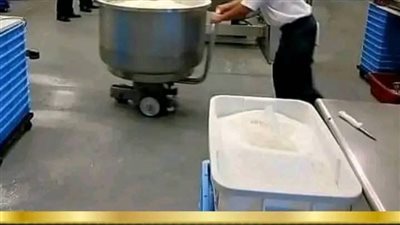 صاحب مصنع