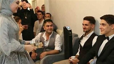 واحد من اصحابي راح يخطب 